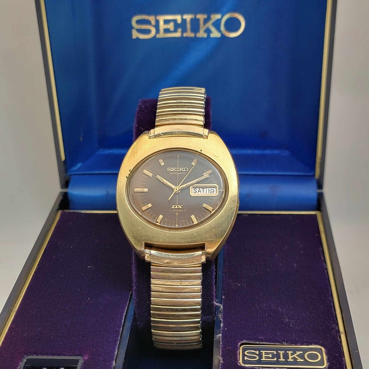 オールドタイマー SOLD 1970 Seiko DX 6106-8480 - Birth Year Watches