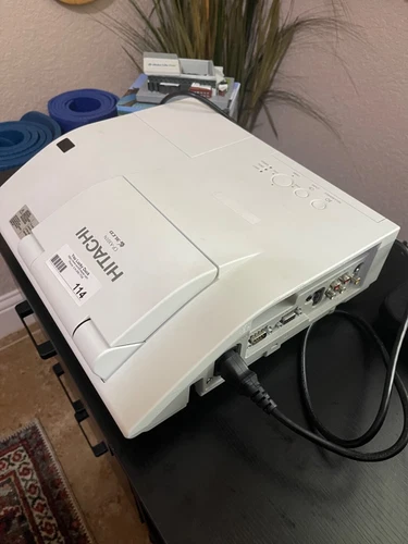 Hitachi CP-A301N Short Throw LCD Projector - Working and New Bulb 5/9