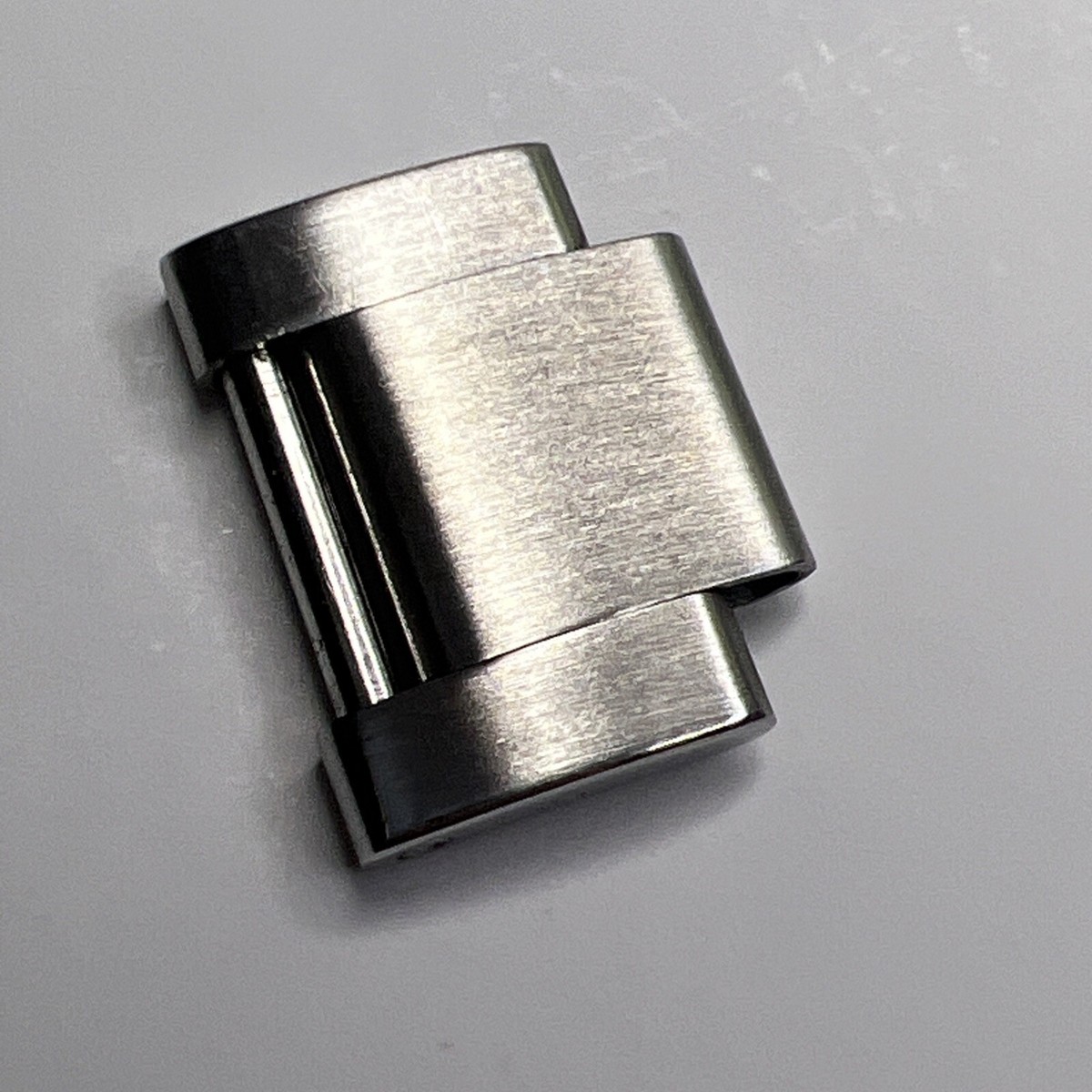 Authentic ROLEX 15.5mm Stainless Steel Oyster Link & Screw For