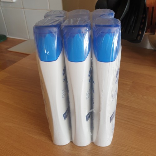 head & shoulders Classic Clean Anti-Dandruff Shampoo 4 x 250ml - Picture 2 of 4