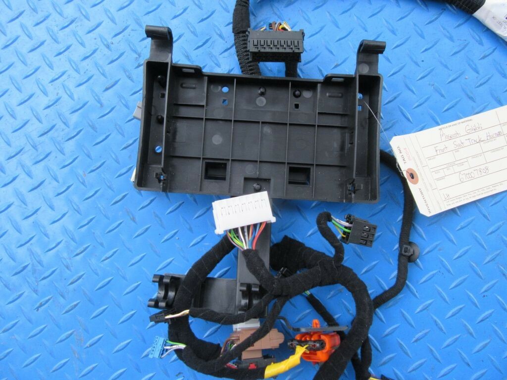 Maserati Ghibli Levante front left seat track wire harness #8054