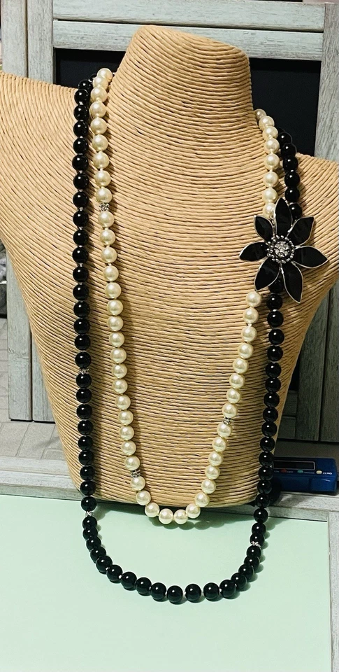 Vtg Talbots Double Strand Large Enamel Flower Faux Pearl/Black Bead Necklace-29" Foto 2 de 4