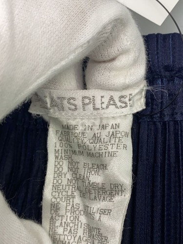 PLEATS PLEASE ISSEY MIYAKE Pants navy 5 - Picture 4 of 5