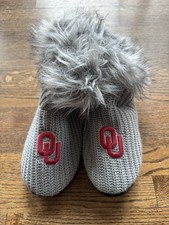 University of Oklahoma OU Campus Footnotes Women's Slippers XL 11-12