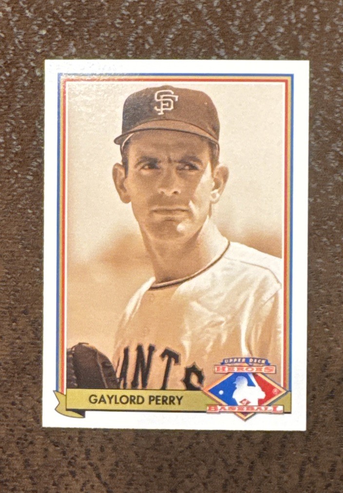 1991 UPPER DECK HEROES OF BASEBALL #H2 GAYLORD PERRY SAN FRANCISCO GIANTS HOF
