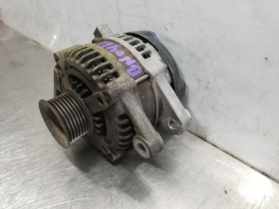 Toyota FJ Cruiser 2008 4,0 L alternador  Foto 4 de 4