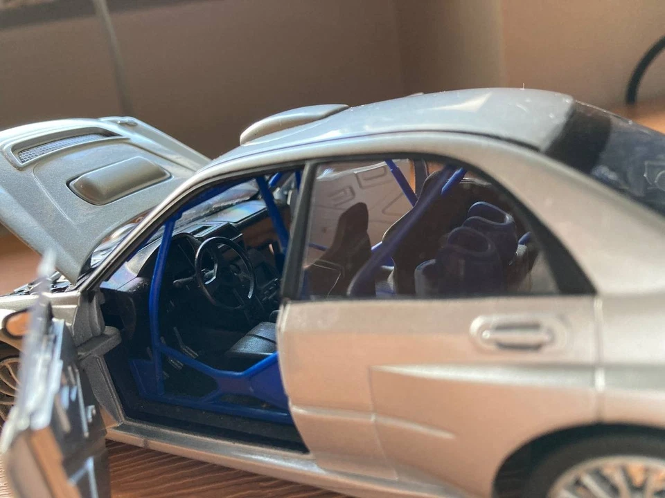 Modellino Subaru Impreza WRC 1:24 – Hongwell – Argento – Diecast - Immagine 3 di 4