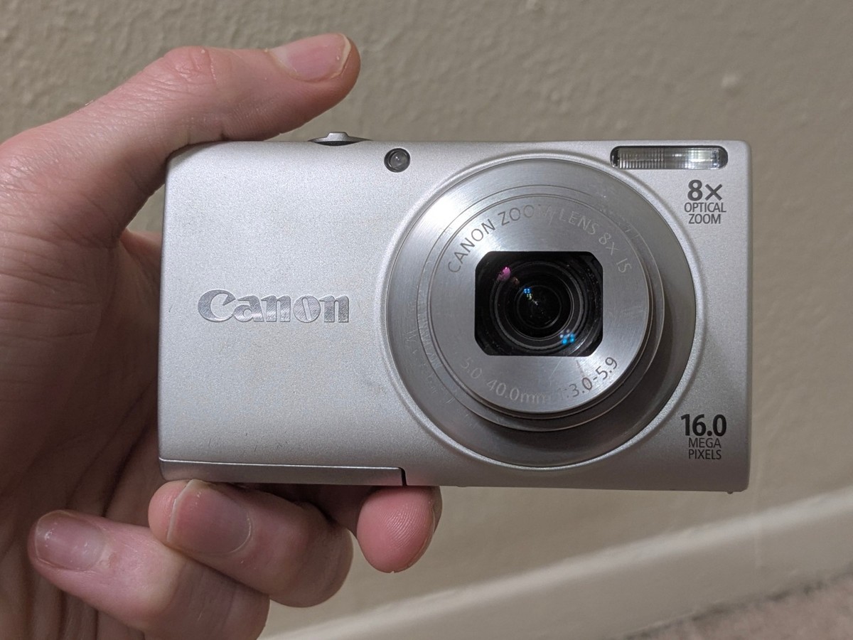 Canon PowerShot A4000IS 16MP Digital Camera 8X Optical Zoom - w
