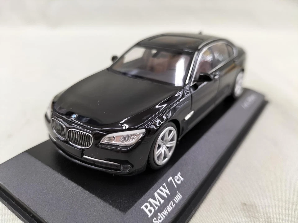 Modellino auto Minichamps BMW Serie 7 F02 2008 nero scala 1/43 - Immagine 3 di 4
