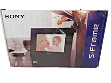 SONY S-FRAME 9" DPF-D95 DIGITAL PHOTO FRAME W/REMOTE CONTROL AC ADAPTOR /STAND