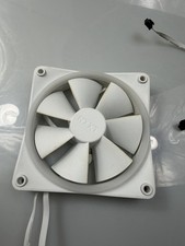 NZXT F120 RGB 120mm PWM 4-Pin PC Case Cooling Fan White RF-R12FF-W1