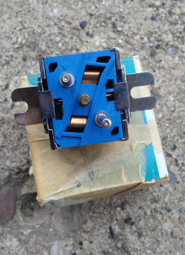 Vintage Front Door Lock Switch Genuine GM part #20704901 - Foto 3 di 7