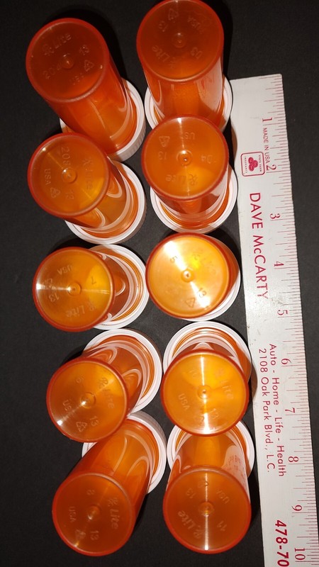 Lot 10 Used (Clean) Empty Plastic Med. RX Pill Bottles 3"H X 1 1/4" W.Safety Cap