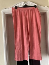 *New* Size 14/16 Coral Crinkle Cotton Cropped / 3/4 Length Trousers