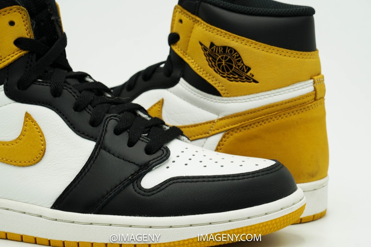 AIR JORDAN 1 RETRO HIGH OG USED SIZE 8 SUMMIT WHITE YELLOW AIR JORDAN 1 RETRO HIGH OG USED SIZE 8 SUMMIT WHITE YELLOW
