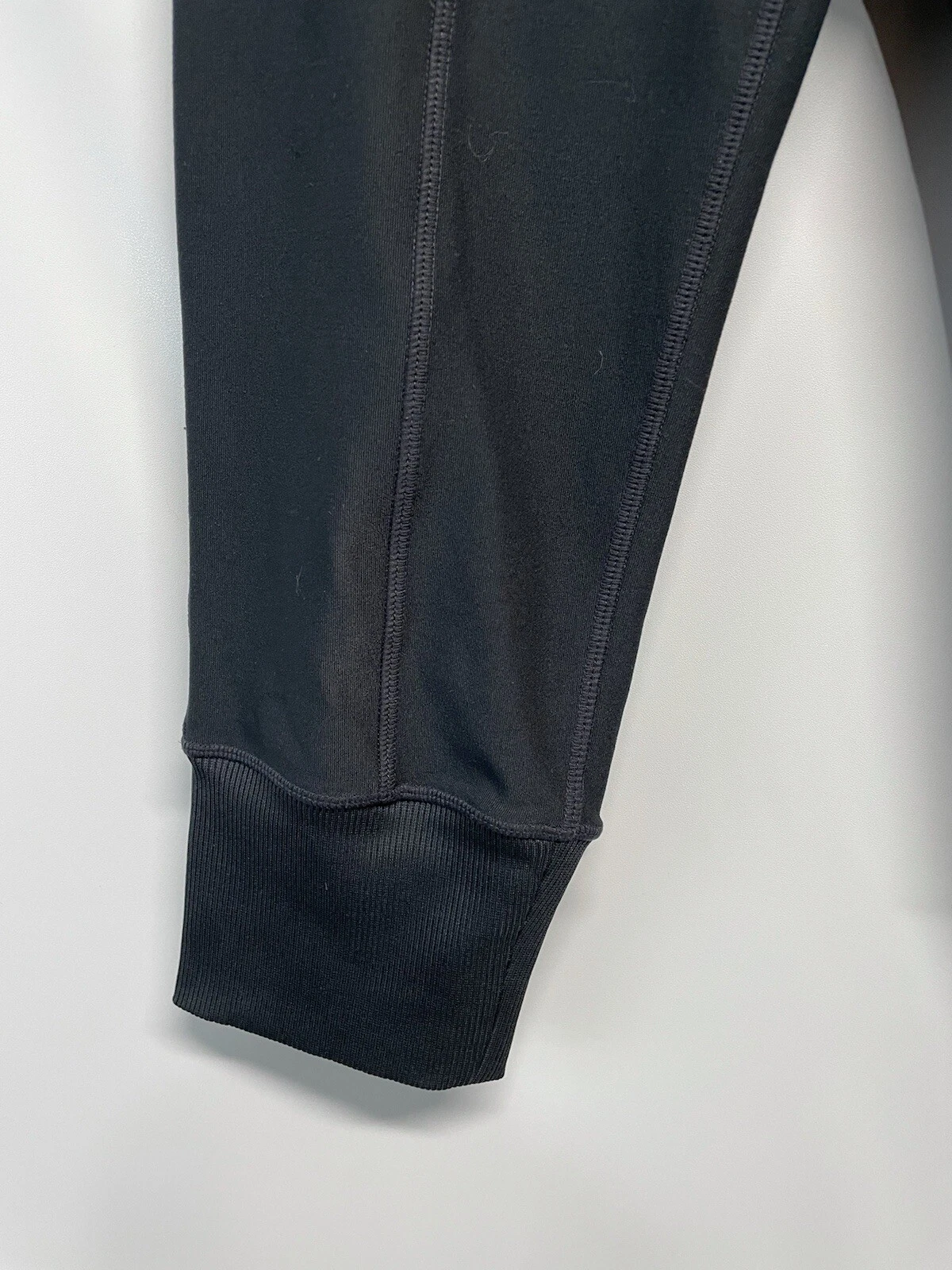 mpg cropped athletic capri length ribbed detail epoc leggings