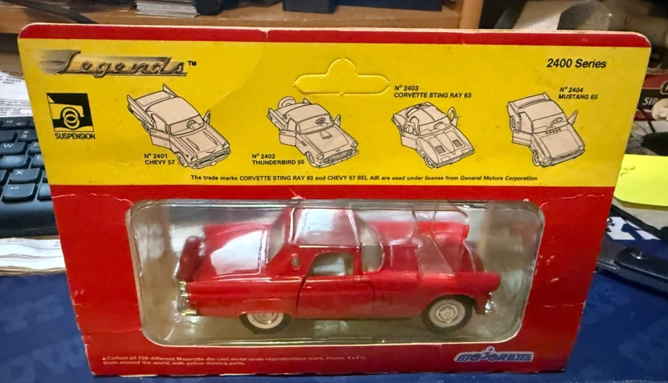 Majorette Legends Diecast--1956 Ford Thunderbird --2402----1:32 Scale - Image 2 of 2