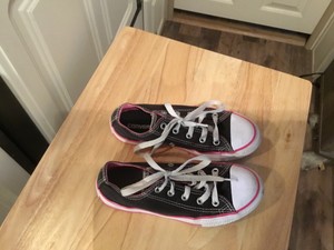 size 1 tennis shoes
