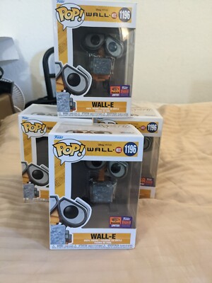 WALL-E DISNEY PIXAR 2022 WONDERCON BEACH BASH FUNKO POP! OFFICIAL CON STICKER!