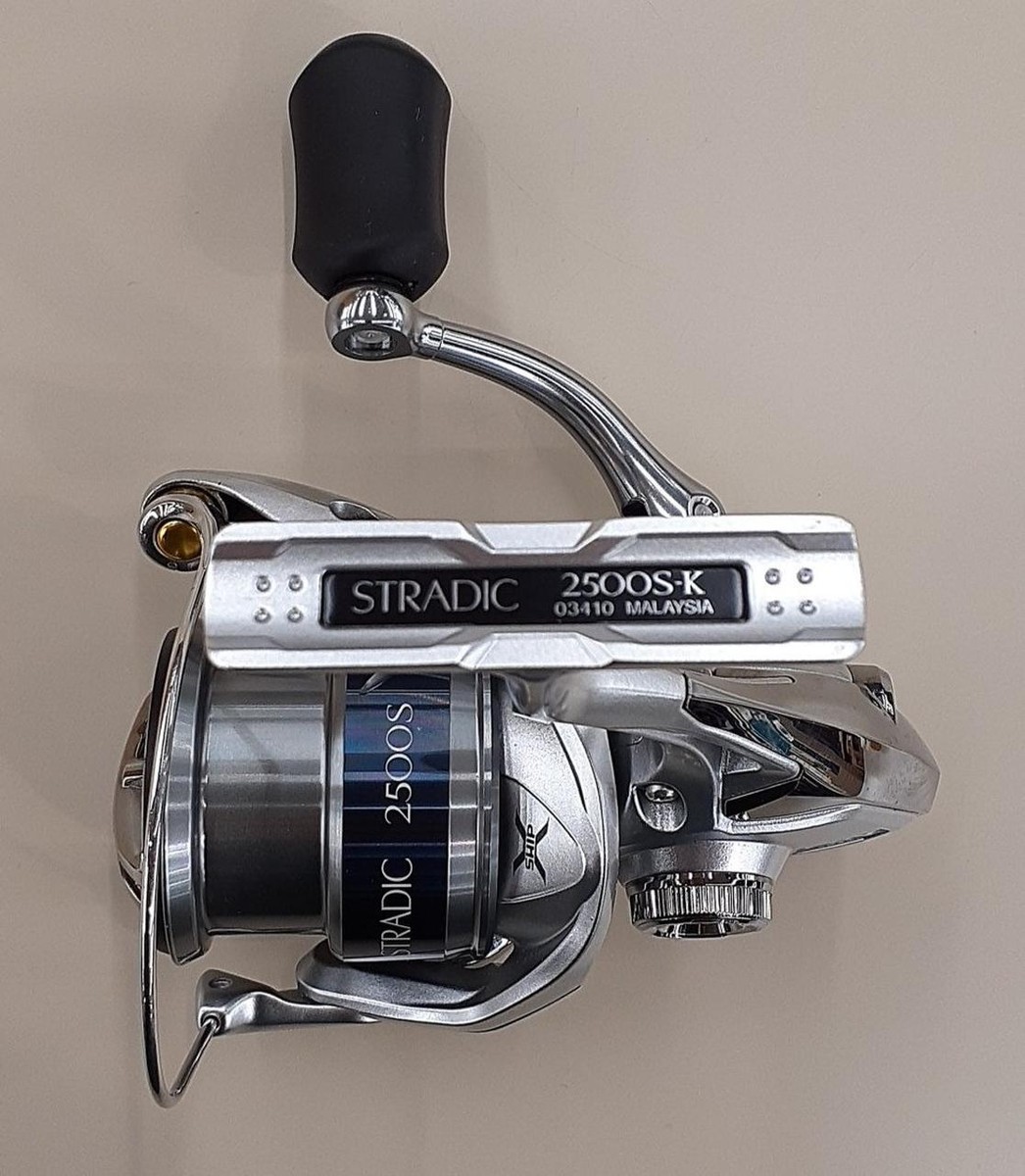 リール SHIMANO STRADIC 2500S s-l1200.jpg