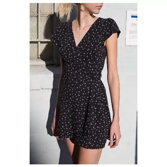 brandy Melville ￼Floral wrap Robbie dress xs