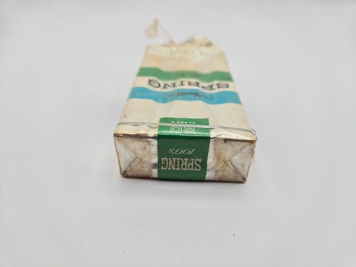 Spring Menthol Empty Vintage Cigarette Pack - Picture 5 of 6