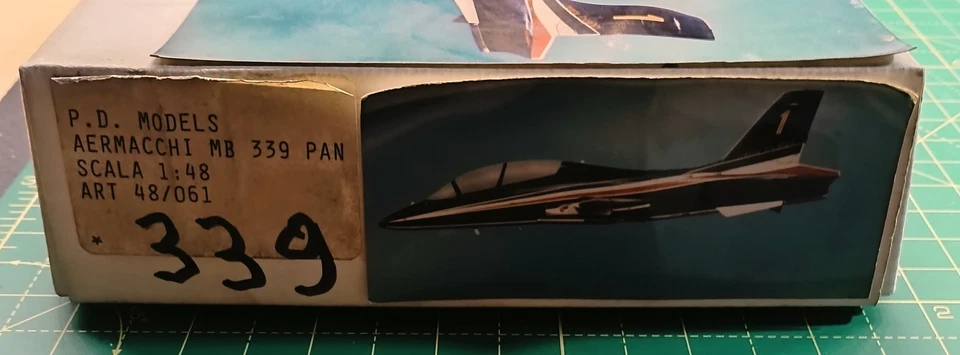 Aermacchi MB 339 PAN 1/48 PD Model - Immagine 2 di 4