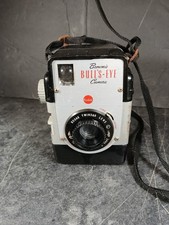 Vintage Kodak Brownie Bulls-Eye Film Camera Twindar Lens Untested