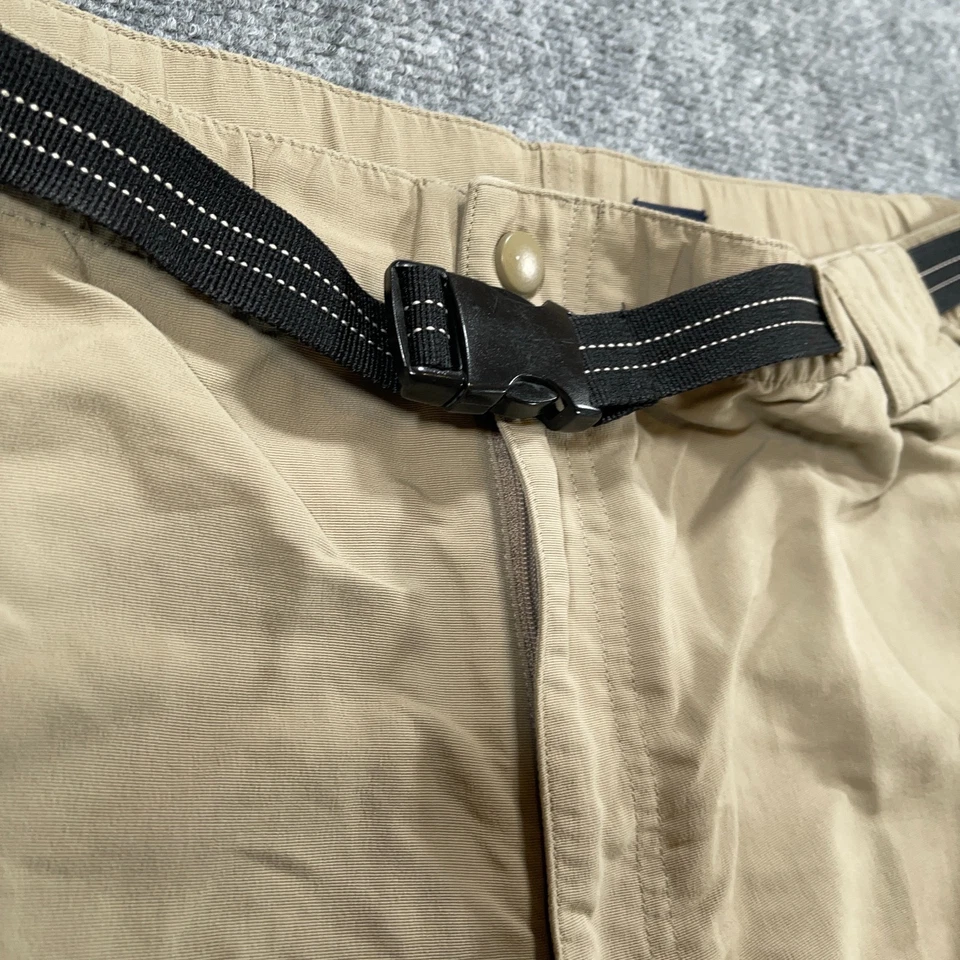 Magellan Outdoors Shorts Mens 2XL Khaki Fish Gear Cargo Utility Outdoors - Image 4 of 4