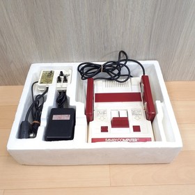 Nintendo Famicom Console in box  with 10 games Japanese Family Computer CIB