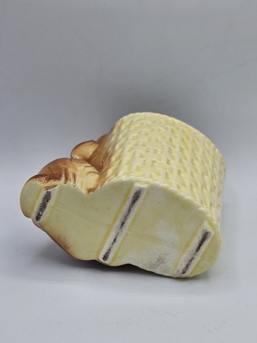 Vintage Royal Copley Pottery Planter Vase Cocker Spaniel Dog with Yellow Basket - Picture 6 of 6