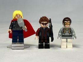 LEGO Marvel: Avengers Hydra Showdown 100% COMPLETE PIECES /w MANUAL (76030)