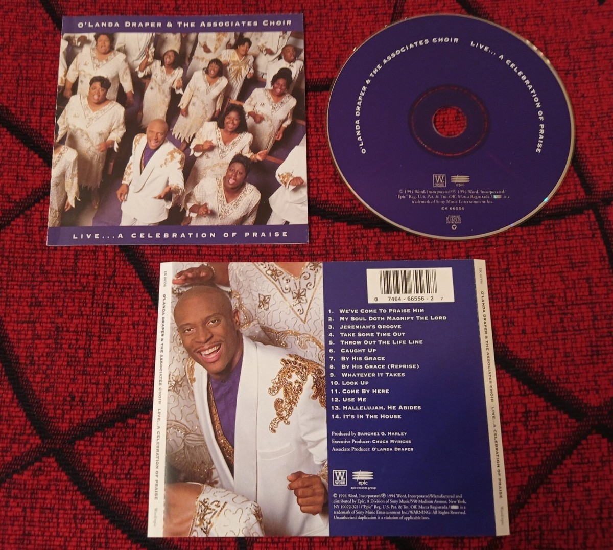 O'Landa Draper And The Associates Choir: Live... A Celebration Of Praise: CD O'Landa Draper And The Associates Choir: Live... A Celebration Of Praise: CD