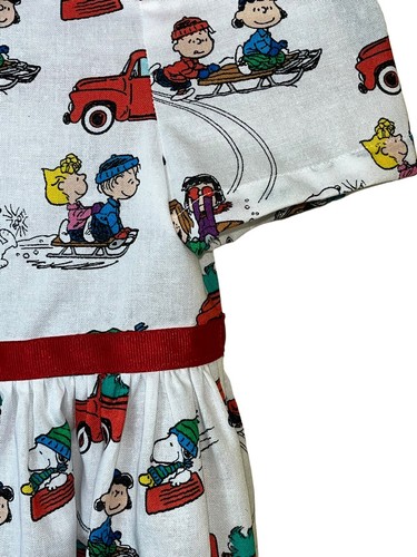 4T Girls Dress Peanuts Snoopy Charlie Brown Christmas Cotton Snow Sledding EUC - Picture 3 of 7