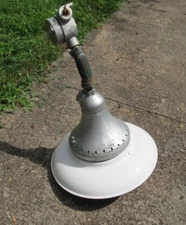 AWESOME INDUSTRIAL KILLARK EXPLOSION PROOF LIGHT Porcelain Shade W/ Ceiling box