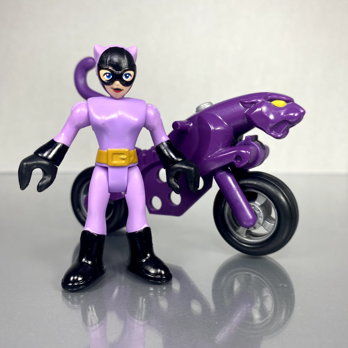 Imaginext DC Super Friends CATWOMAN MOTORCYCLE figure purple