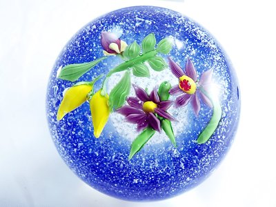 M Design Art Glass Art 2 Layer Abstract Pattern Ball Paperweight PW-6101