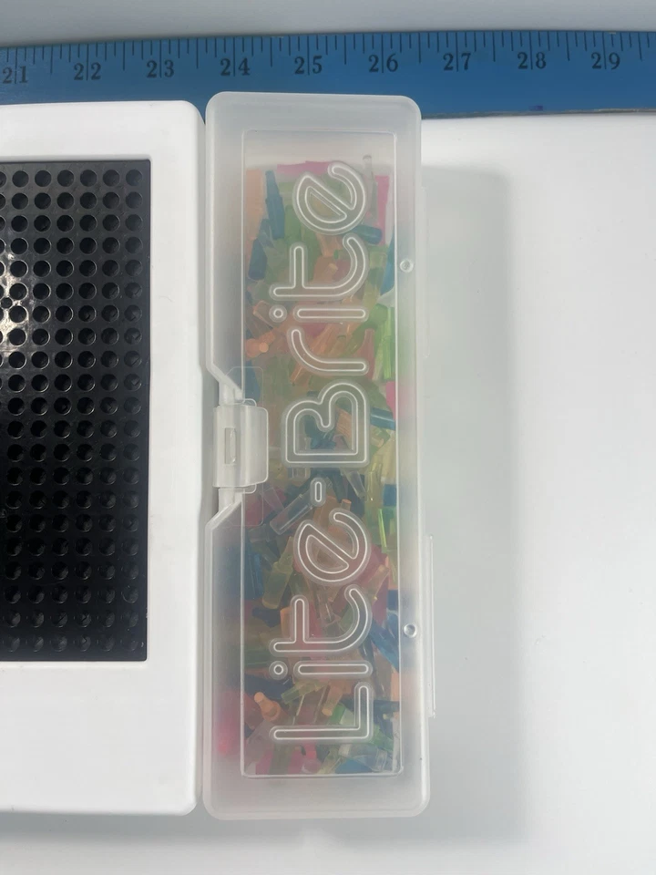 Litebrote Lite Brite Toy with Brilliant Colored Pegs. Tested Works Excellent - Image 3 of 4