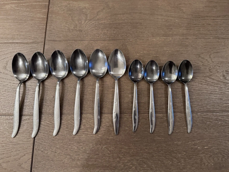 Lot of 10 Dorzel Hull FIRST STAR Stainless Teaspoons 7" & 6”Atomic Starbust - Image 2 of 4