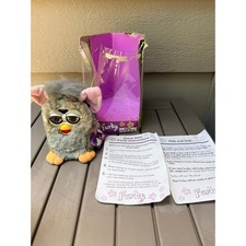 Vintage 1998 Tiger Electronics Furby Grey White Model 70-800 Original Box Tags Q