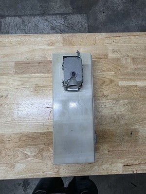 5047776 CINCINNATI MILACRON ROBOT INTERFACE CONTROLLER ENCLOSURE