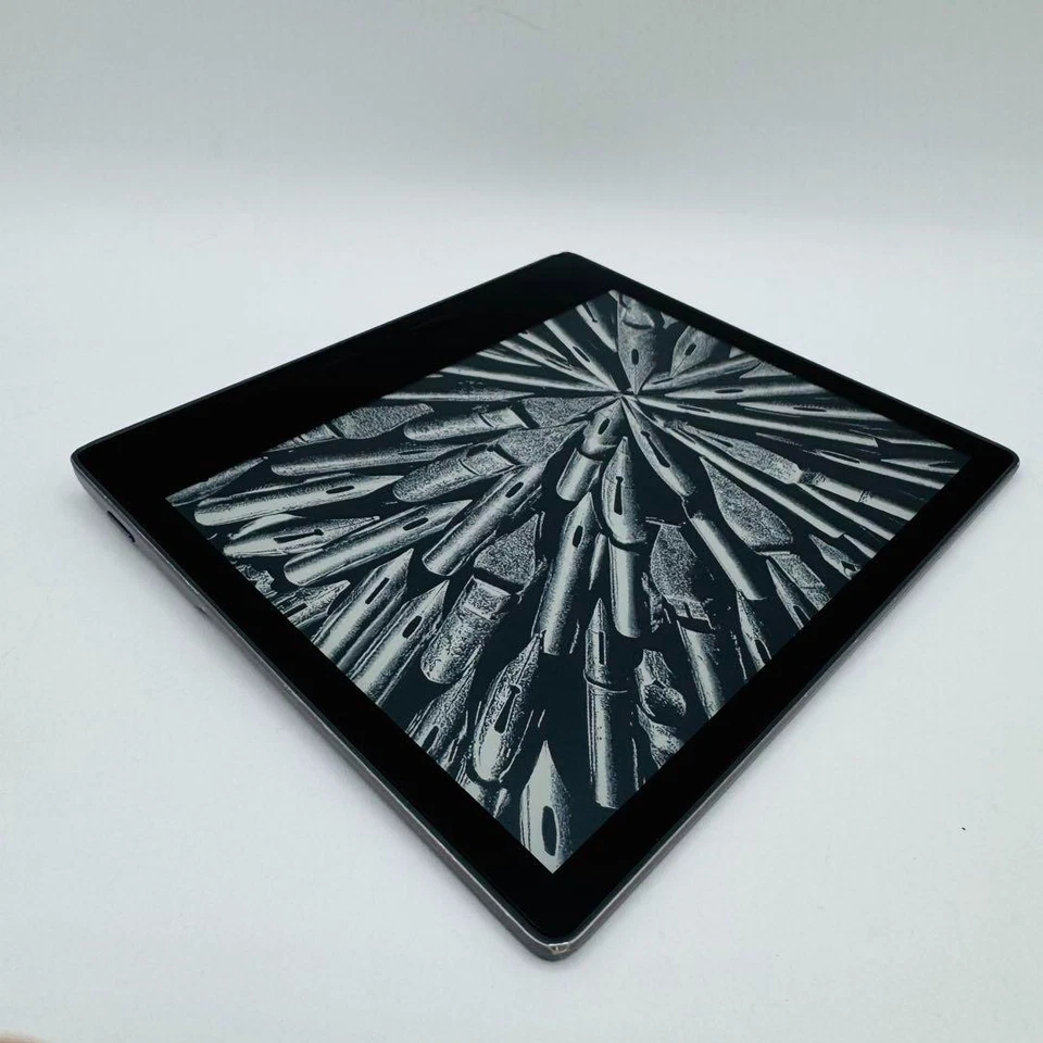 Amazon Kindle Oasis 9th Gen CW24Wi E-book Reader 7-inch 32GB Wifi Bluetooth - Image 2 of 4