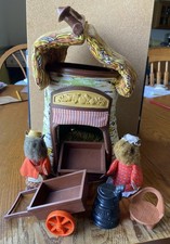 Fisher-Price The Woodsey's Store 2 Squirrels, Chair, Cart, Wood Stove 1980