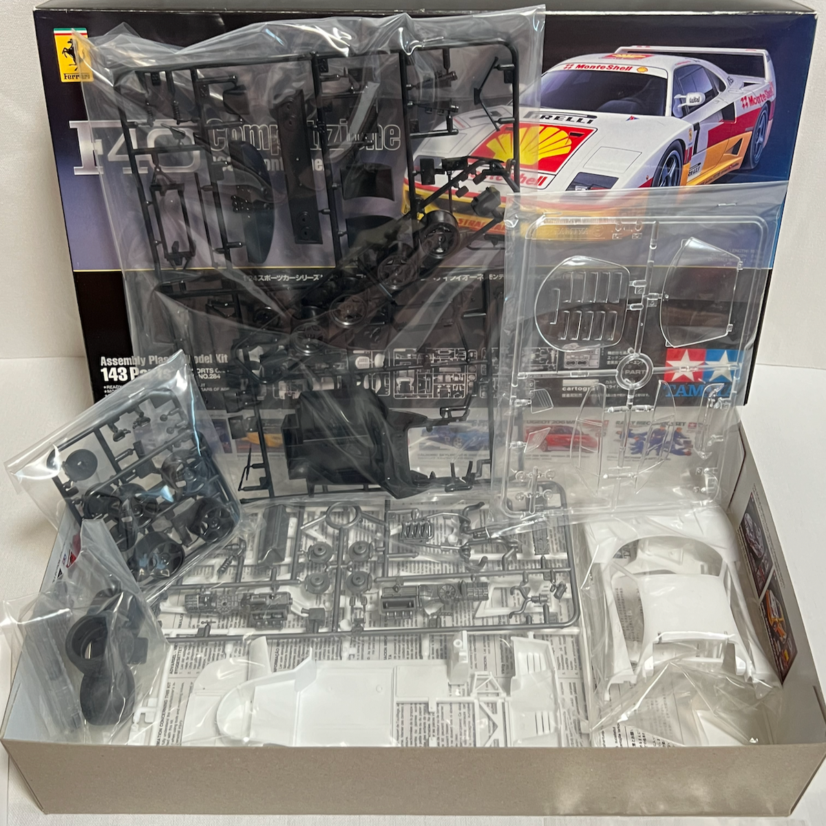 1/24 NO.284 フェラーリ F40 コンペティツィオーネ モンテシェル TAMIYA (タミヤ) 1/24 フェラーリ F40 コンペティツィオーネ