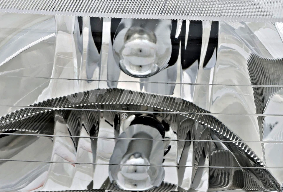 For 2000-2001 Saturn SW2 SL SL1 SL2 Headlight Halogen Set Pair Foto 2 de 4