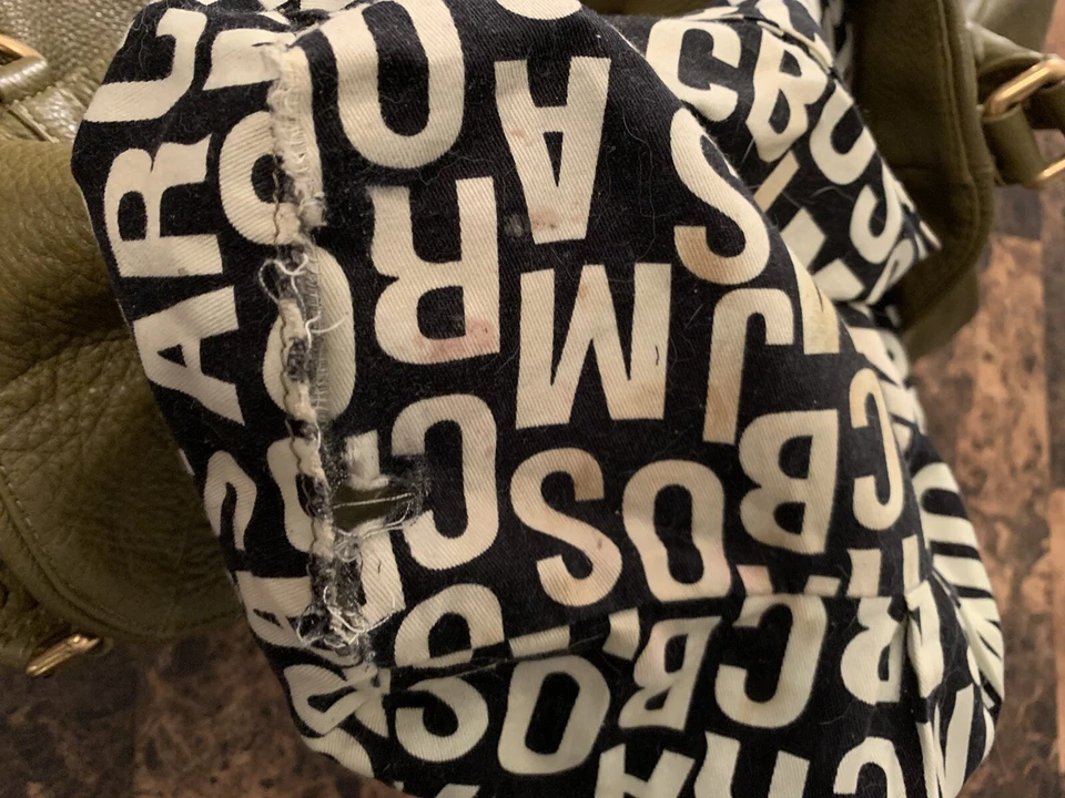 Bolso Tag MARC BY MARC JACOBS Cuero Guijarro Verde Turmalina ¡¡Bonito!!! Foto 3 de 4