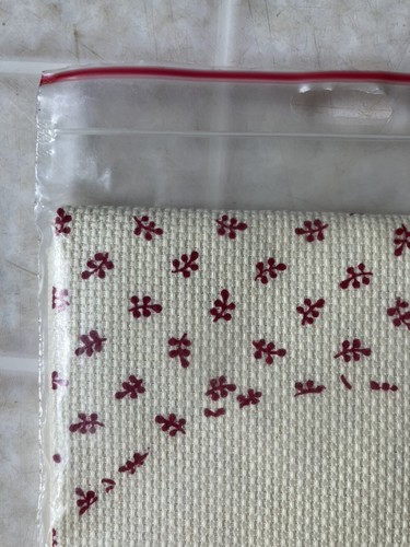 Country Lane By Modern Heirlooms 14 Evenweave Oval Center Aida 16X16 red floral - Picture 4 of 4