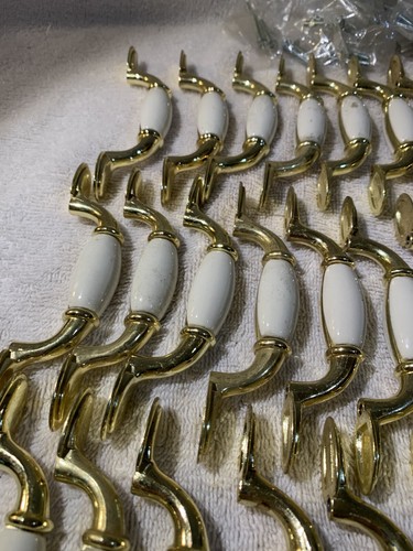 Vintage 44 Ceramic Brass Drawer Cabinet Handles & 28 Packs Of Screws, Taiwan - Picture 2 of 10