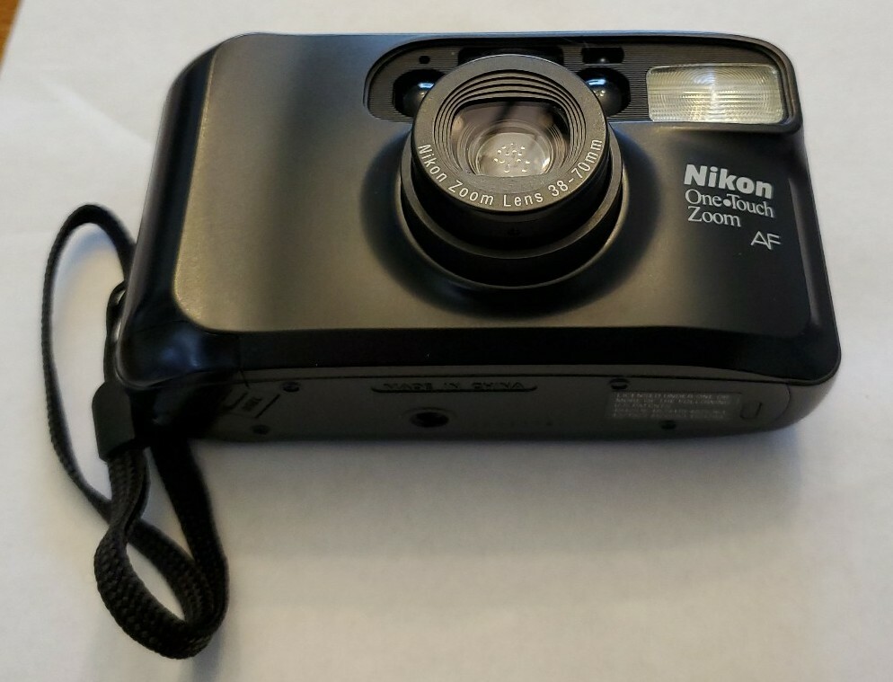 NIKON ONE TOUCH ZOOM AF 35MM FILM CAMERA BLACK PARTS OR REPAIR