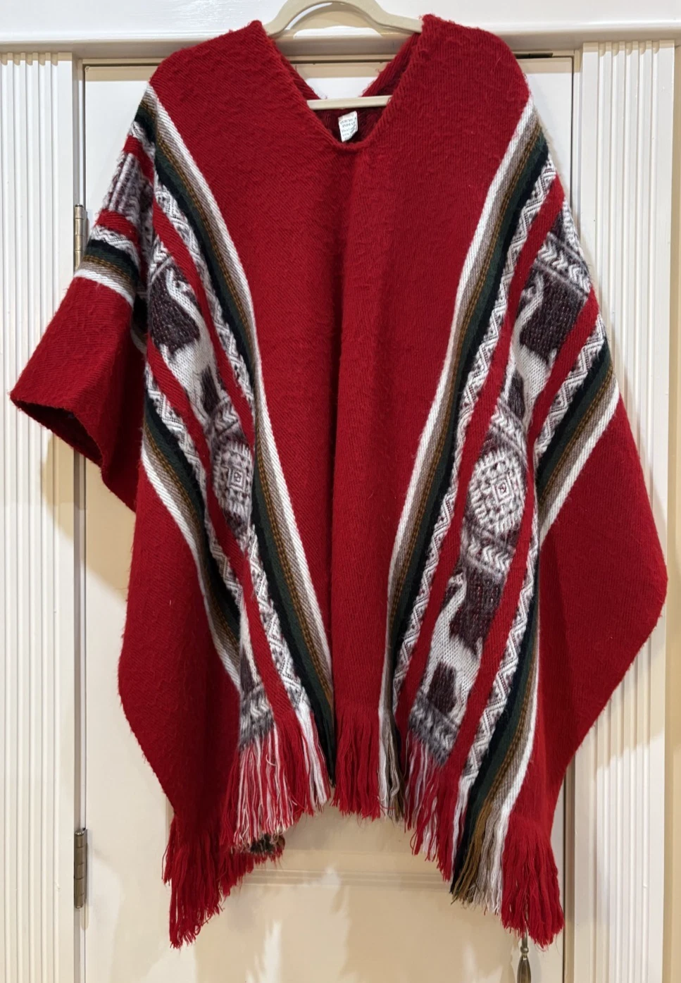 Quichua Indian 100% Wool Red Aztec Poncho Cape Ecuador V Neck Pullover Unisex